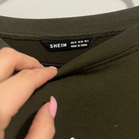 Crewneck - Picture 2 of 3